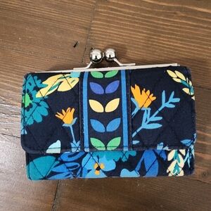 Vera Bradley Small Kisslock Wallet "Midnight Blues" Snap Closure Credit Cards ID